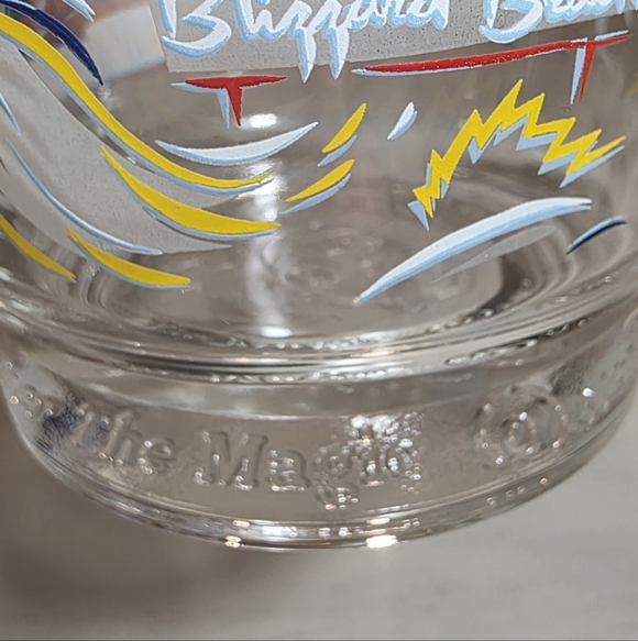 Disney 25th Anniversary Commemorative Set Of 4 Beverage Glasses Like New - Picture 11 of 13